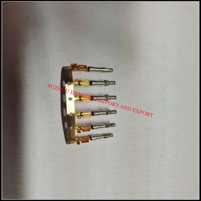6 Lubang 12 Lubang Male Female Connector Suku Cadang Mesin Tenun Picanol