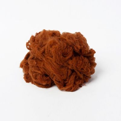 Unta Berwarna 1.2D 32mm Bahan Baku Benang Poliester Untuk Selimut