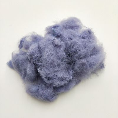 AA Grade Regenerated Polyester Fiber Bahan Tekstil Buatan Manusia Untuk Padding