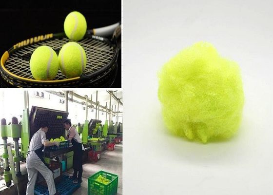 9d X 64mm Segitiga Polyester Staple Fiber Hijau Mengkilap Untuk Kain Bola Tenis